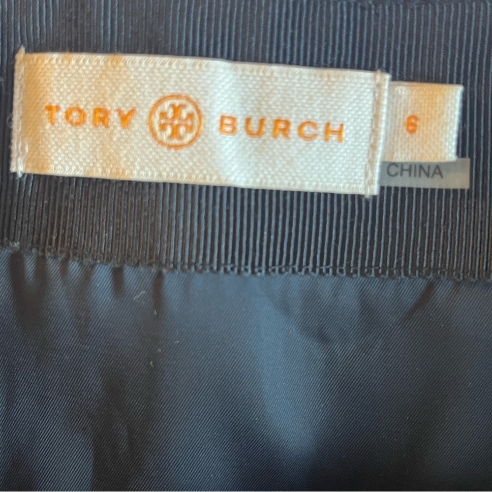 Tory Burch geometric print career wear skirt, preppy, lined, 6, navy off… - Picture 7 of 8